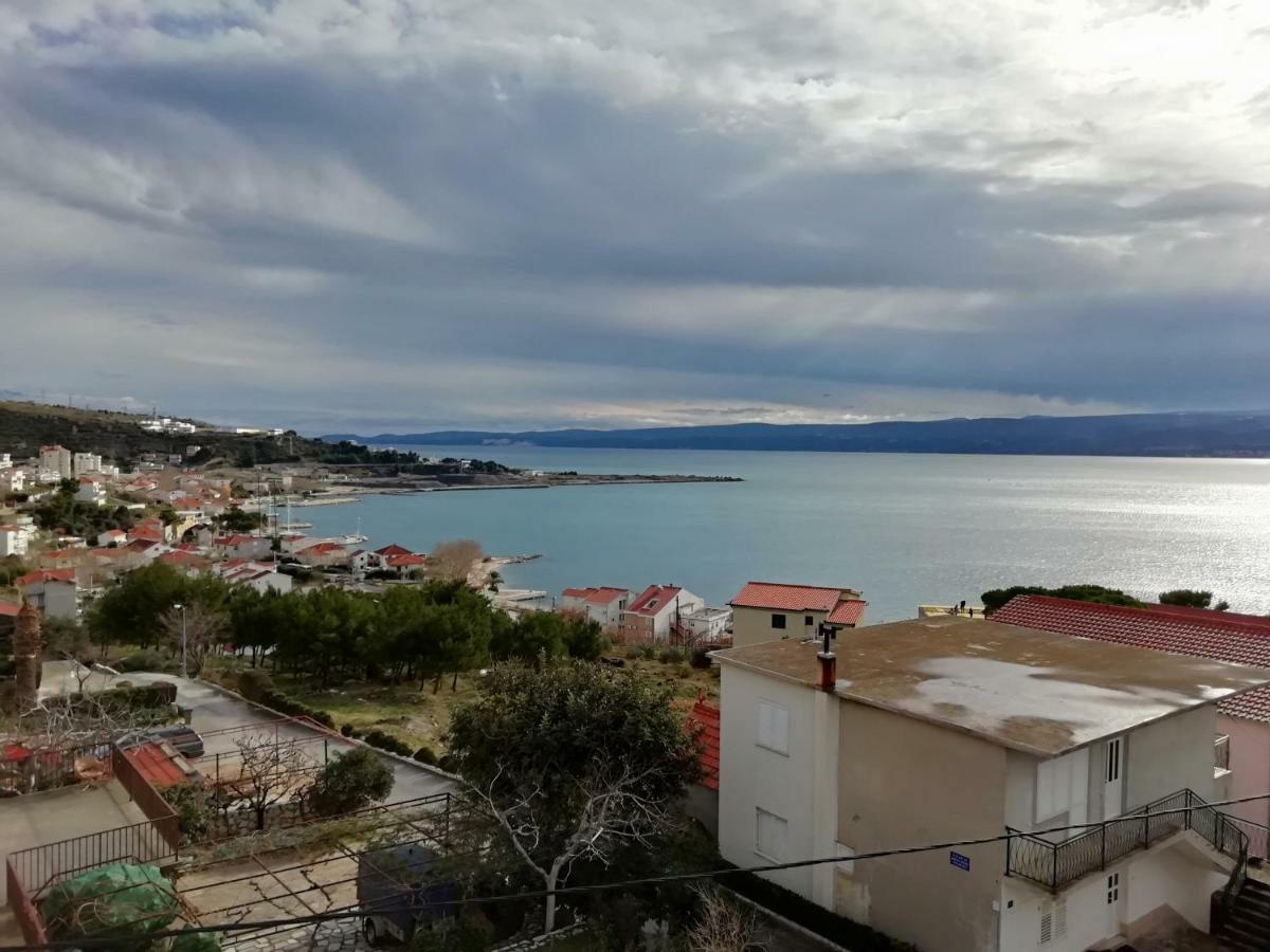 Angella Apartment Дуги-Рат Экстерьер фото